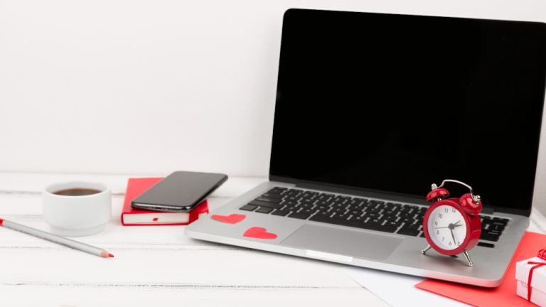 Integration of Artificial Intelligence into Laptops