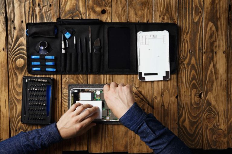 Swift and Reliable Tablet Repairs for Travelers in Vilnius